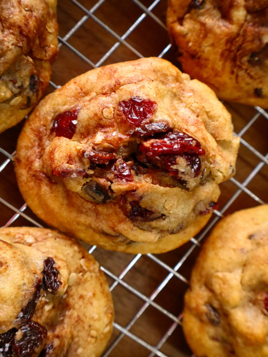 Oatmeal Cranberry Raisin Cookie, Curious Bites