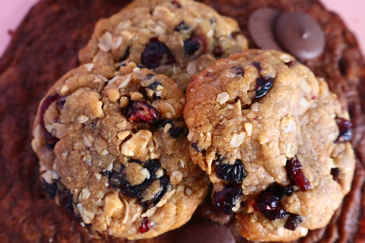 Oatmeal Cranberry Raisin Cookie, Curious Bites