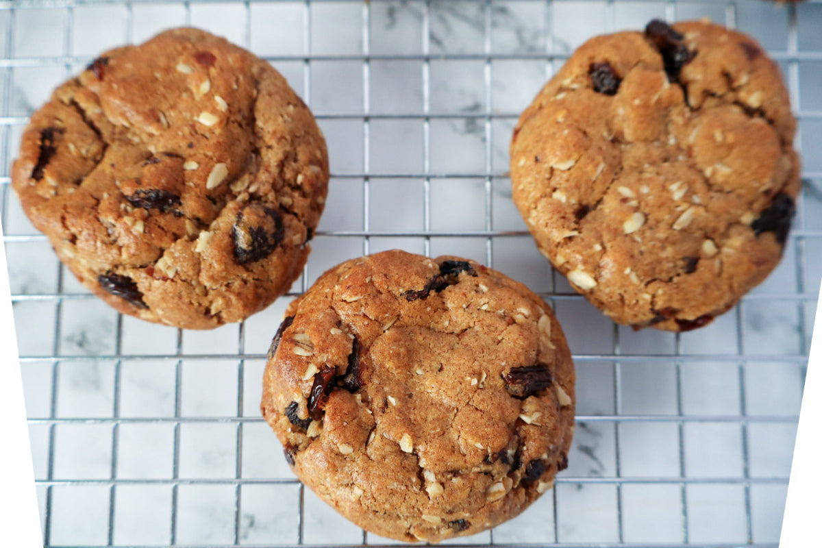 Curious Bites Oatmeal Raisin Cookie/ Gourmet Artisan Luxury Cookie